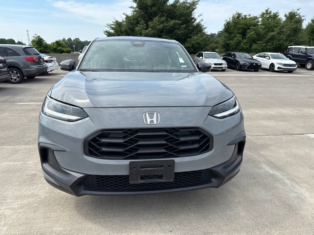 Used 2024 Honda HR-V Sport image 2