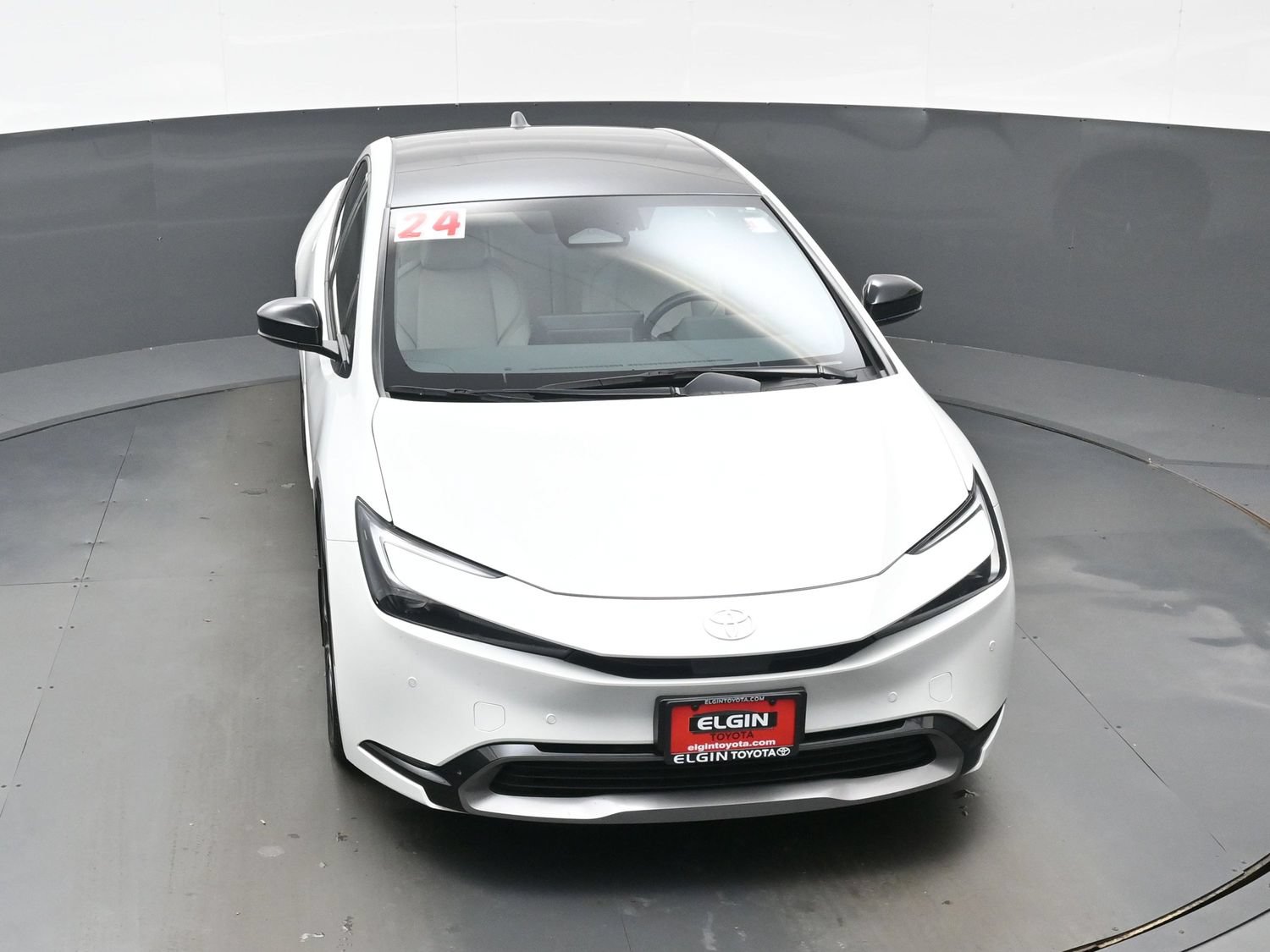 Used 2024 Toyota Prius XLE AWD/4WD image 36
