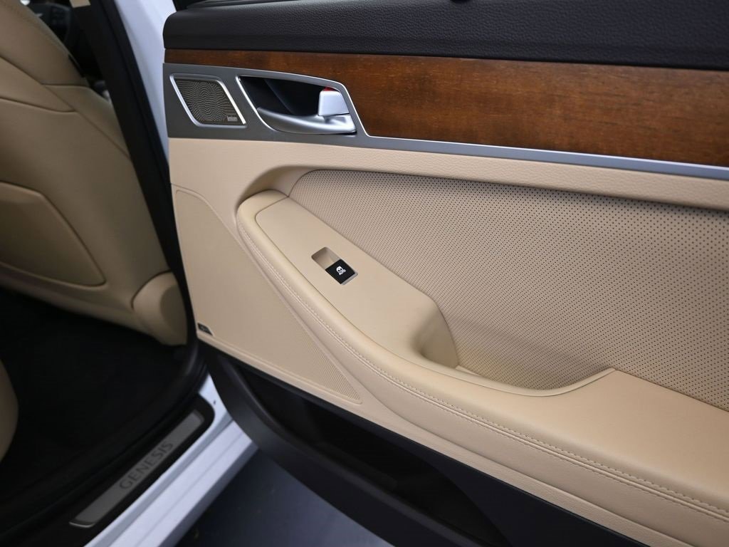 Used 2018 Genesis G80 3.8 w/ Option Group 03 image 18