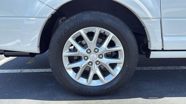 Used 2015 Ford Expedition Max Limited image 9