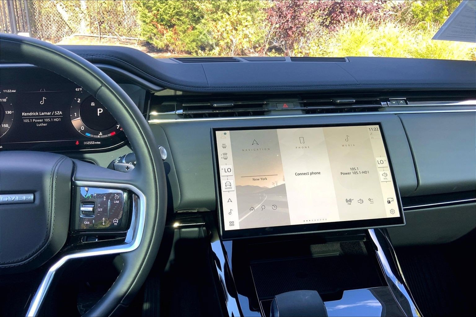 Used 2025 Land Rover Range Rover Sport image 6