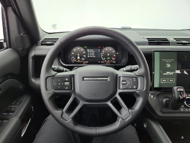 New 2026 Land Rover Defender 110 X-Dynamic SE AWD/4WD image 33