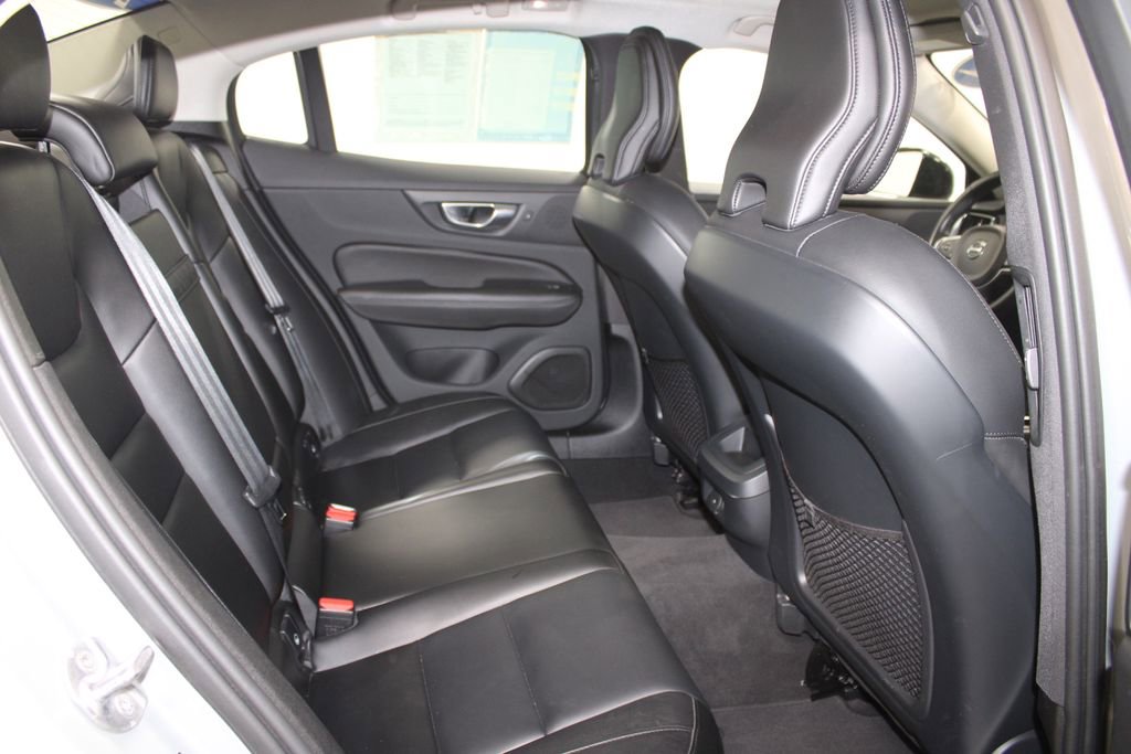 Used 2024 Volvo S60 B5 Core FWD image 29