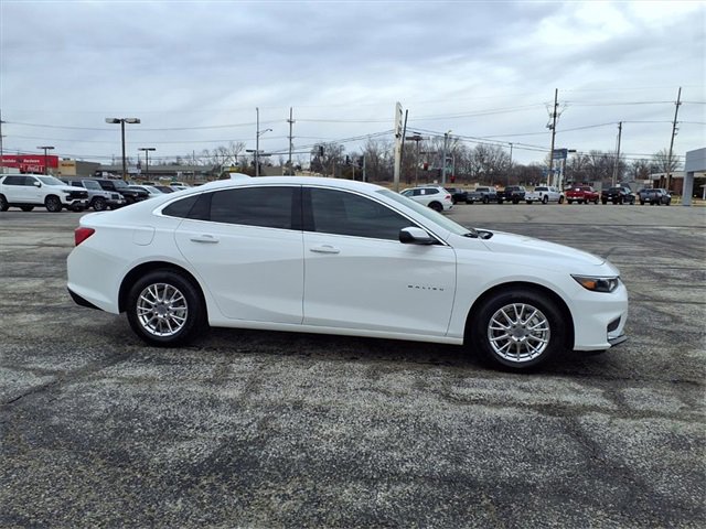Used 2018 Chevrolet Malibu LS image 12