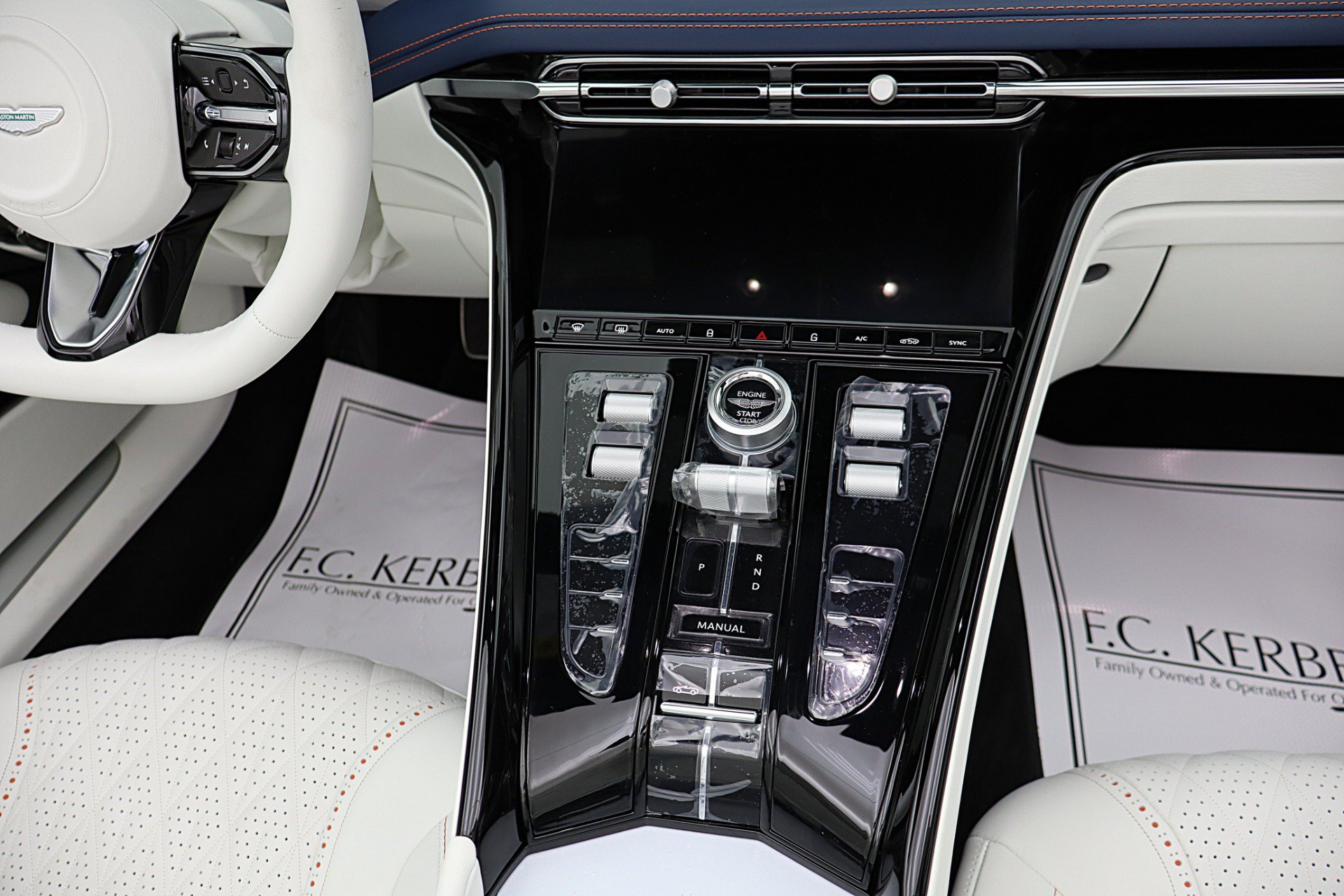Used 2026 Aston Martin DB12 Convertible RWD image 39