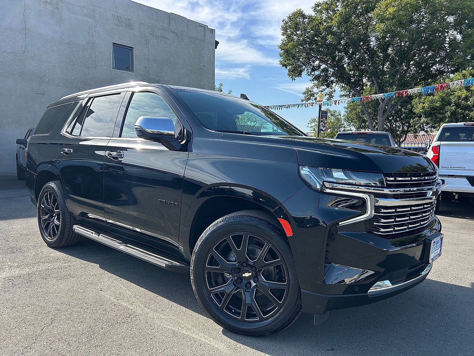 Used 2021 Chevrolet Tahoe Premier w/ Premium Package RWD video 1