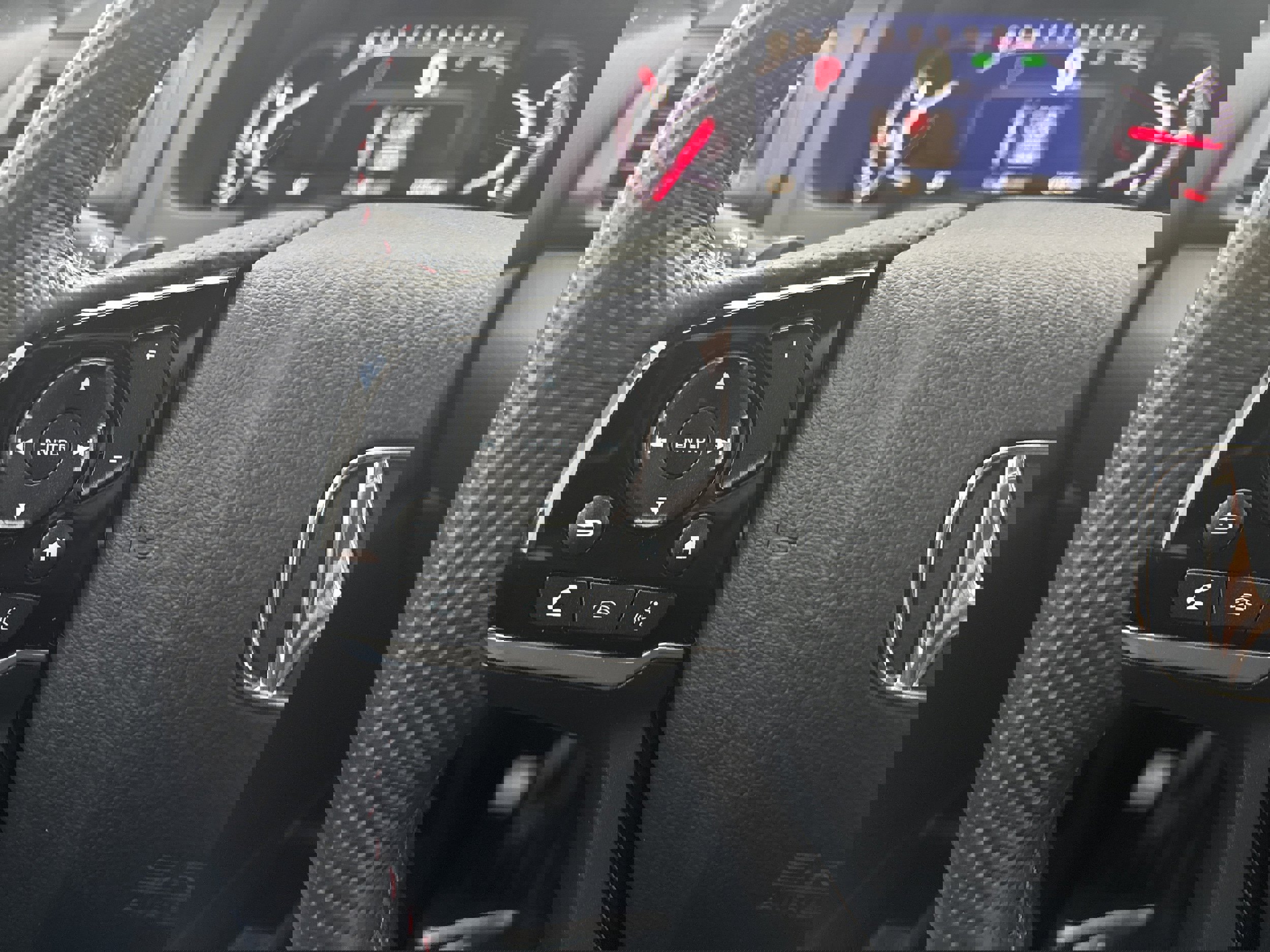 Used 2025 Honda Passport Black Edition image 27