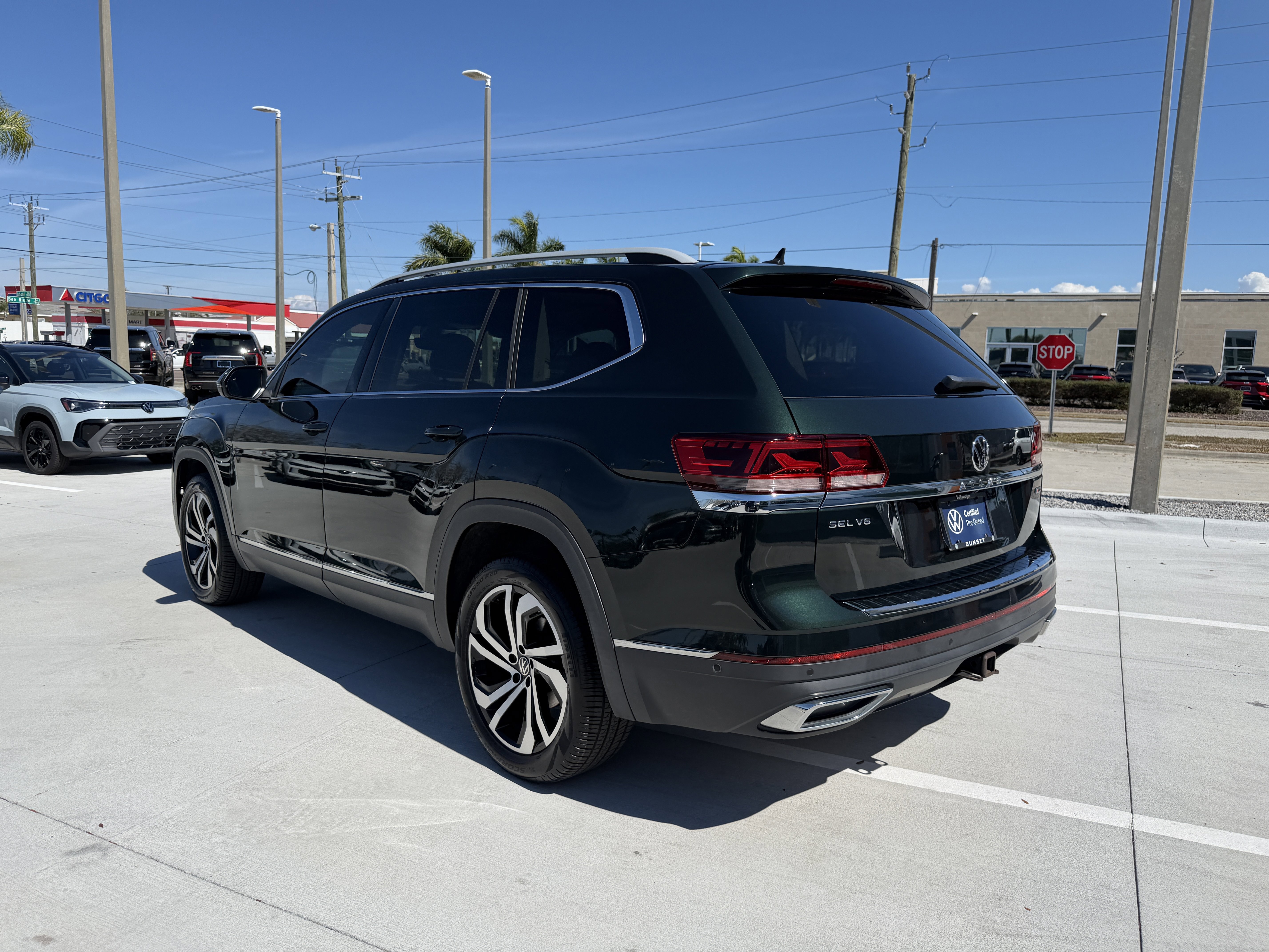 Used 2021 Volkswagen Atlas SEL Premium image 5