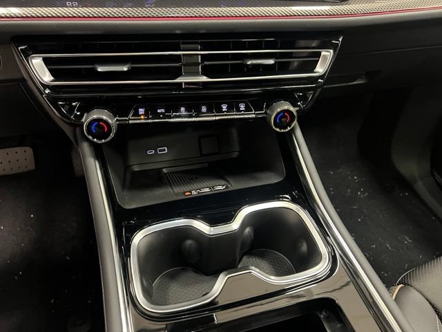 New 2026 Chevrolet Traverse High Country AWD/4WD image 12