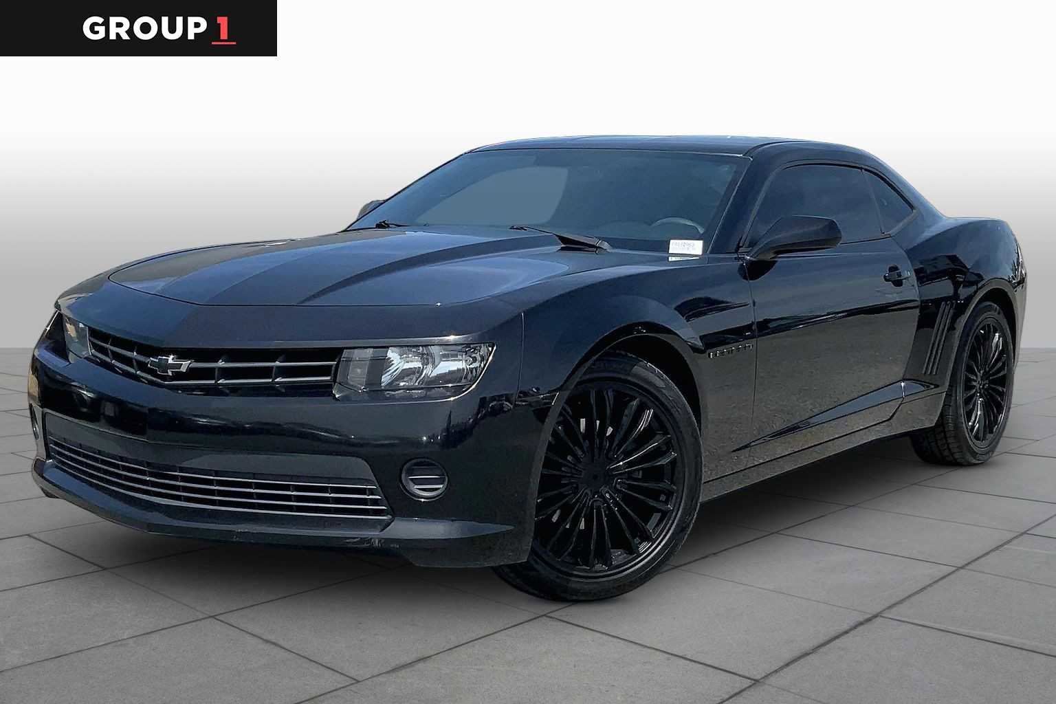 Used 2015 Chevrolet Camaro LS RWD image 1