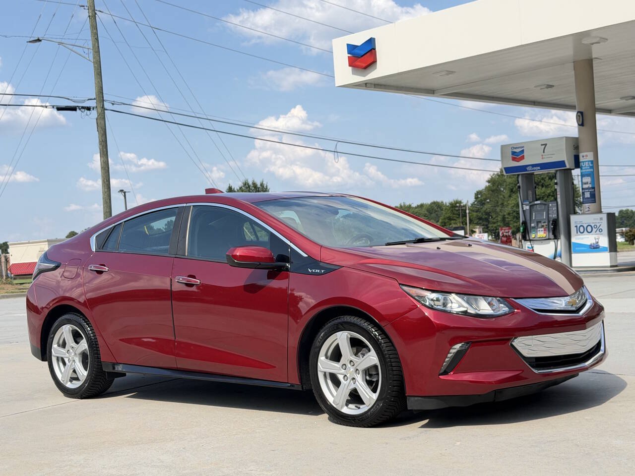 Used 2018 Chevrolet Volt LT w/ LT Driver Confidence Package FWD image 3