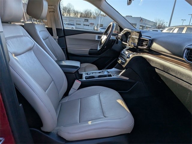 Used 2020 Ford Explorer Limited w/ Class III Trailer Tow Package image 35