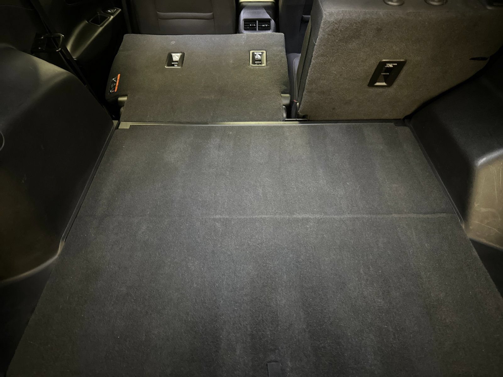 Used 2019 Chevrolet Equinox LT FWD image 19