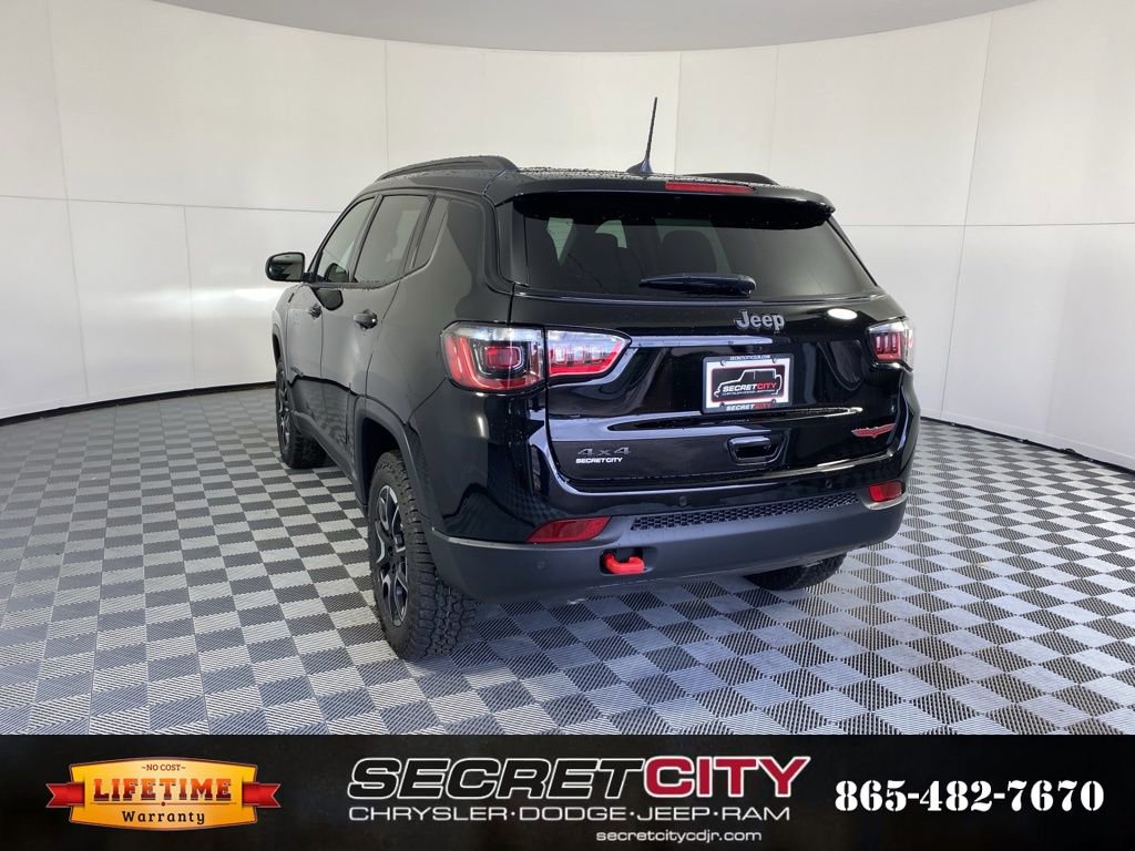 New 2026 Jeep Compass Trailhawk image 5