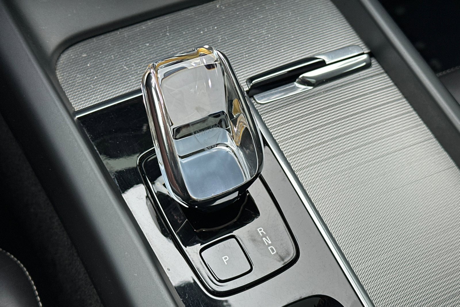 Certified 2023 Volvo XC60 T8 Ultimate image 25