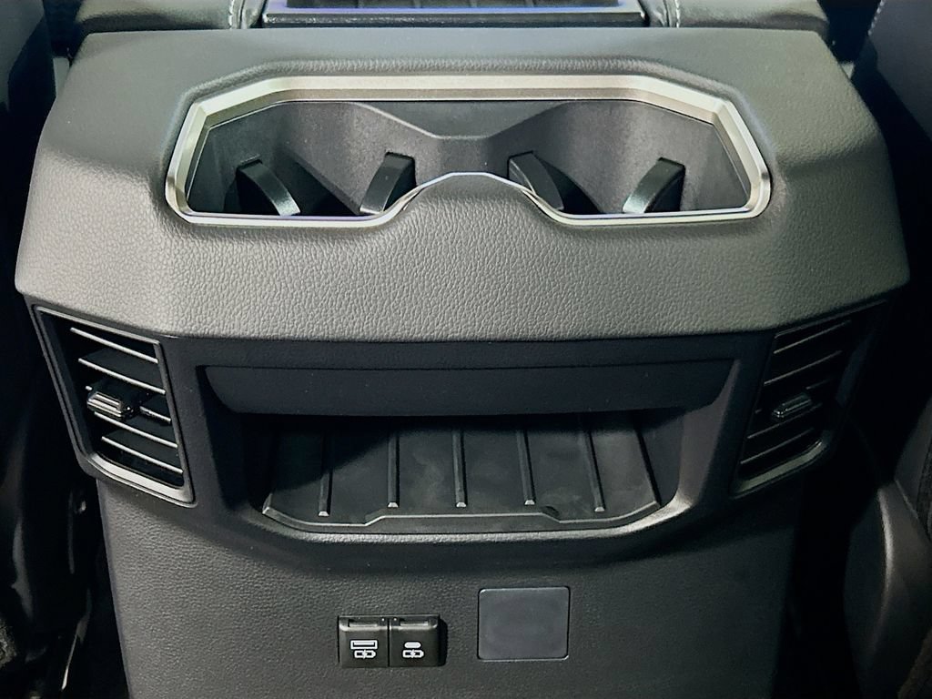 New 2026 Toyota Tundra Limited AWD/4WD image 25