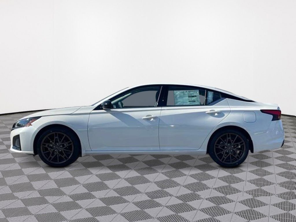 New 2025 Nissan Altima 2.5 SR w/ SR Premium Package image 7