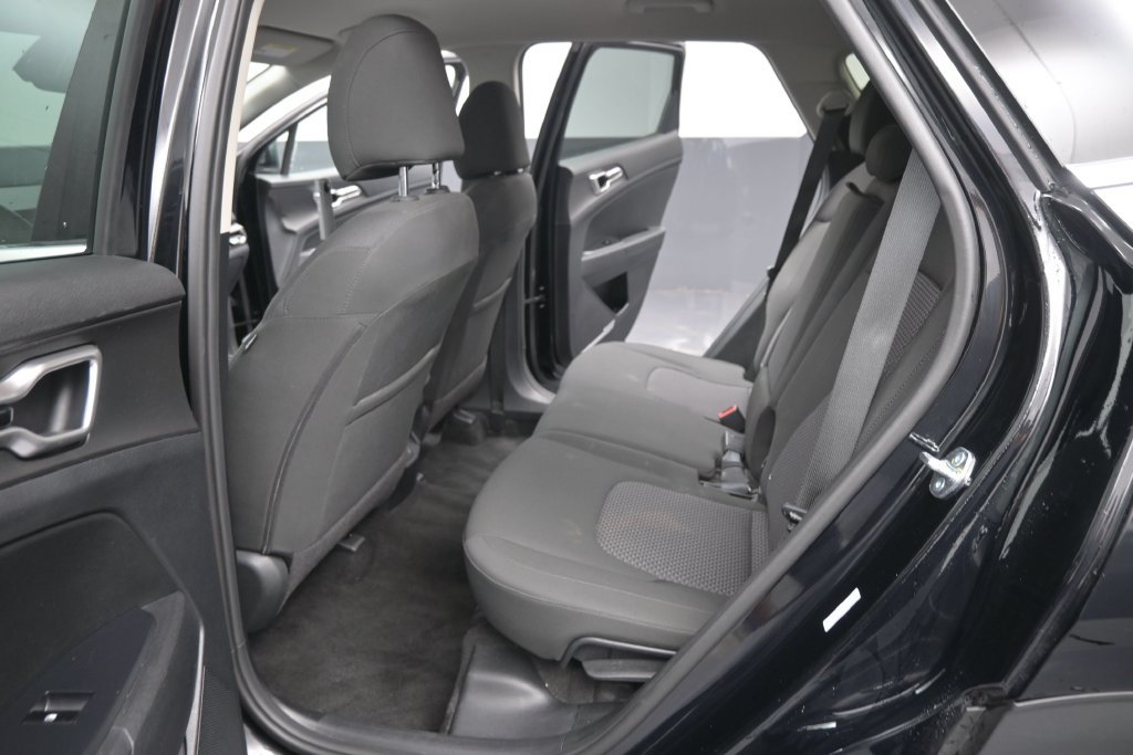 Used 2026 Kia Sportage LX FWD image 24