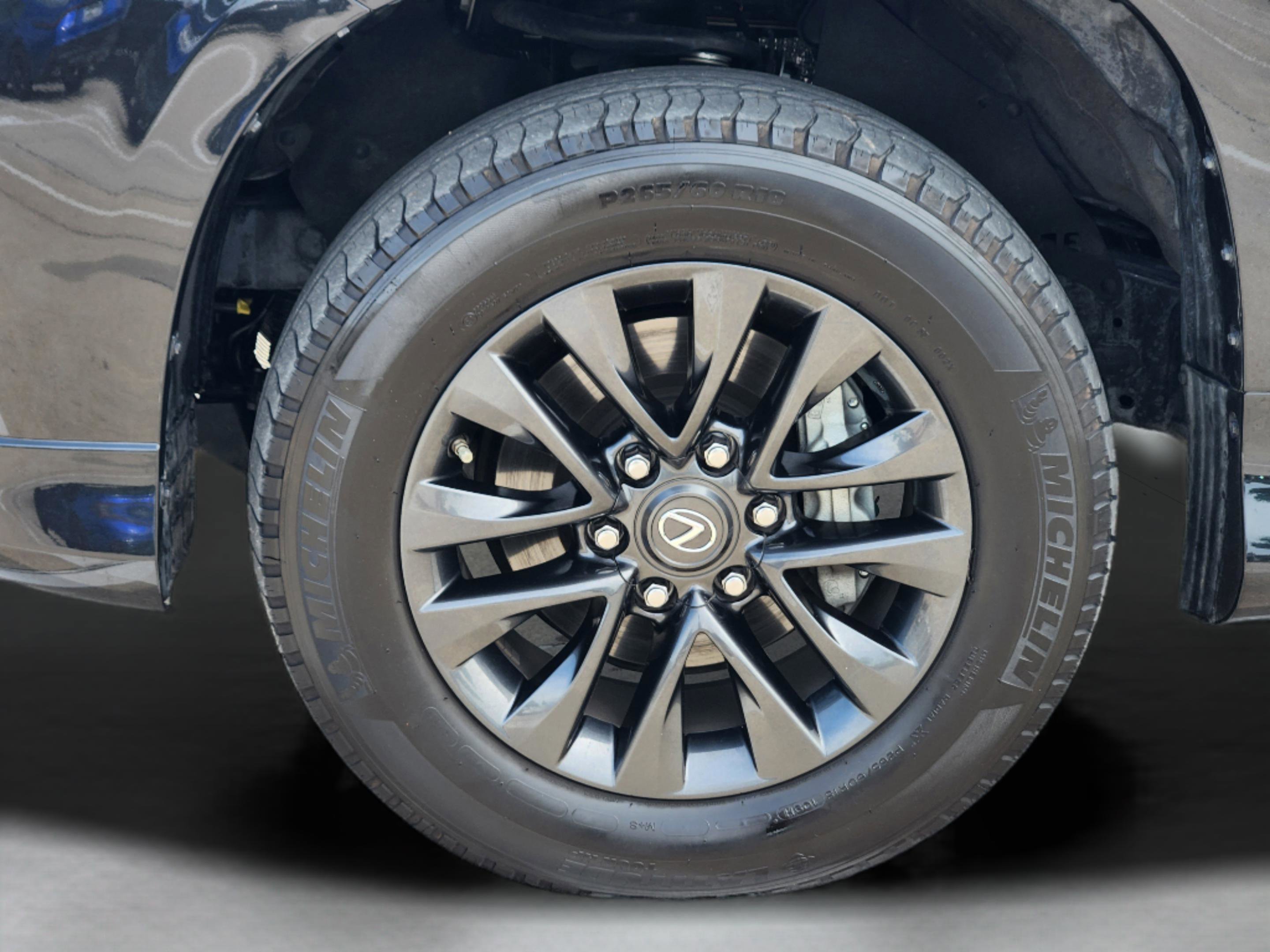 Used 2023 Lexus GX 460 Premium image 41