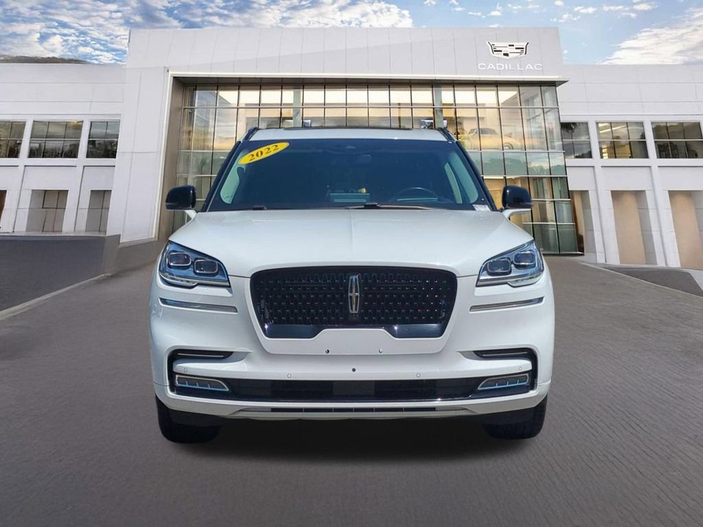 Used 2022 Lincoln Aviator Reserve w/ Equipment Group 201A AWD/4WD video 2