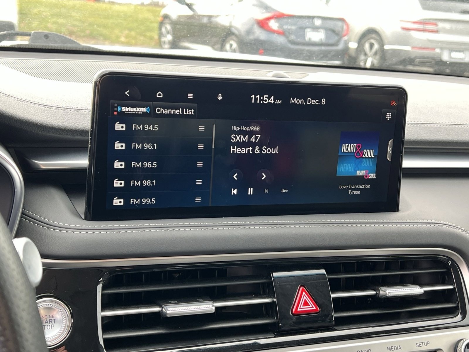 Used 2025 Genesis G70 2.5T image 18