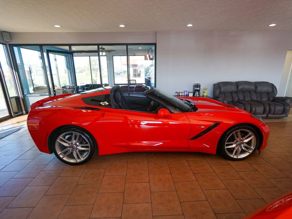 Used 2017 Chevrolet Corvette Stingray Coupe w/ Battery Protection Package image 3