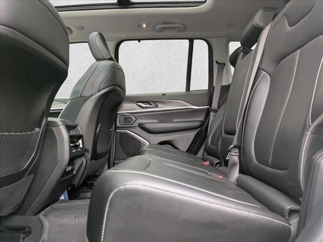 Used 2023 Jeep Grand Cherokee 30th Anniversary AWD/4WD image 18