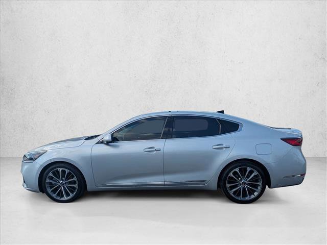 Used 2017 Kia Cadenza Technology image 9