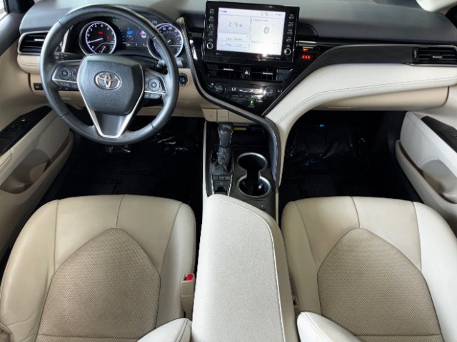 Used 2022 Toyota Camry XLE FWD image 15