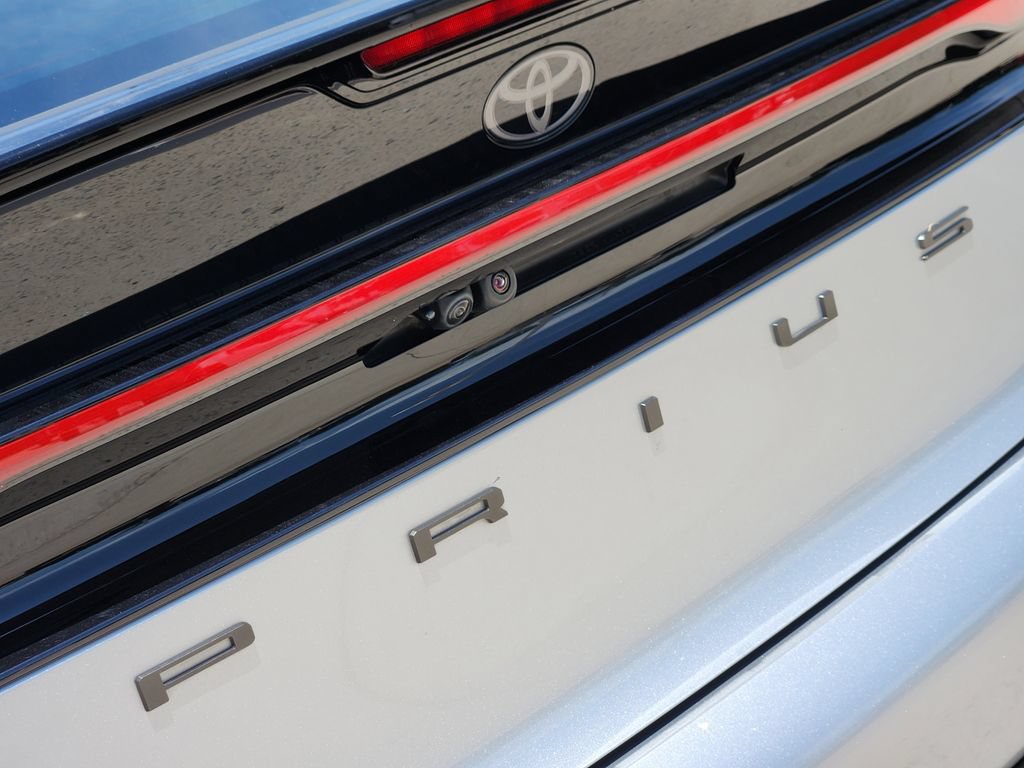 Used 2025 Toyota Prius Limited w/ Limited Premium Package FWD image 11