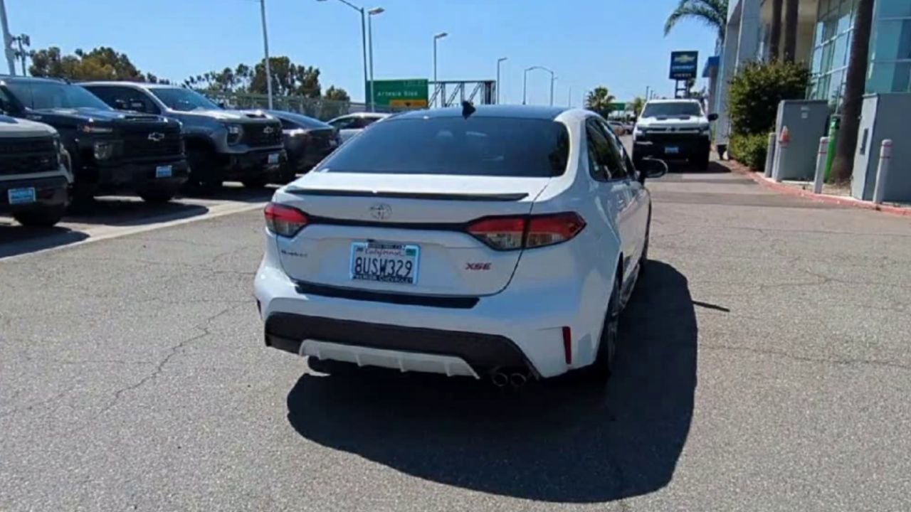 Used 2021 Toyota Corolla XSE w/ Carpet Mat Package (TMS) FWD image 7