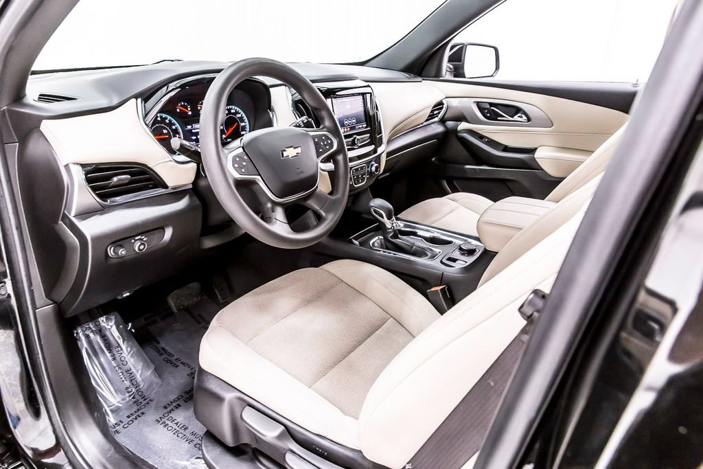 Used 2023 Chevrolet Traverse LS w/ Safety Package FWD image 26