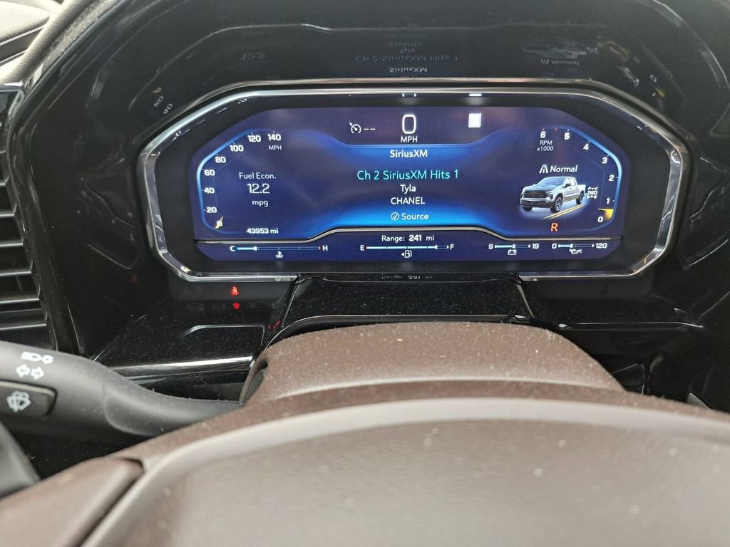 Used 2022 Chevrolet Silverado 1500 LT Trail Boss w/ LT Trail Boss Premium Package image 12