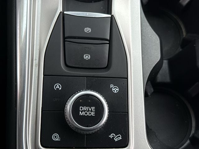 Used 2020 Ford Explorer Platinum w/ Premium Technology Package AWD/4WD image 21