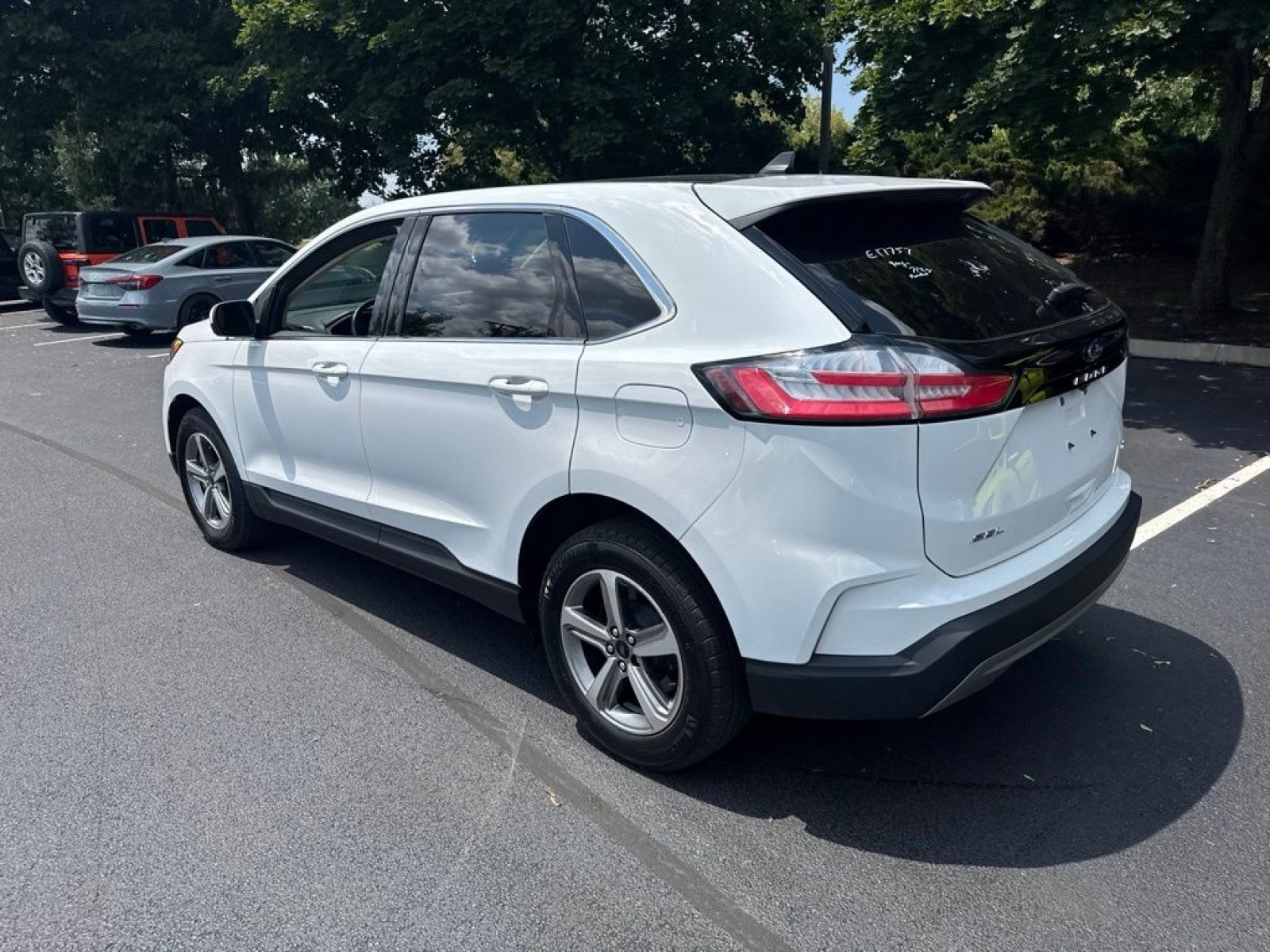Used 2023 Ford Edge SEL w/ Convenience Package AWD/4WD image 10