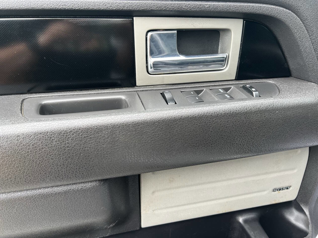 Used 2012 Ford F150 FX4 w/ FX Luxury Pkg image 6