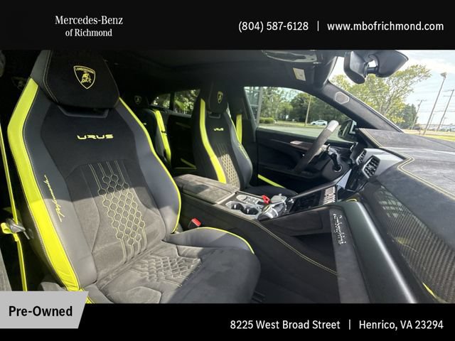 Used 2024 Lamborghini Urus Performante AWD/4WD image 15