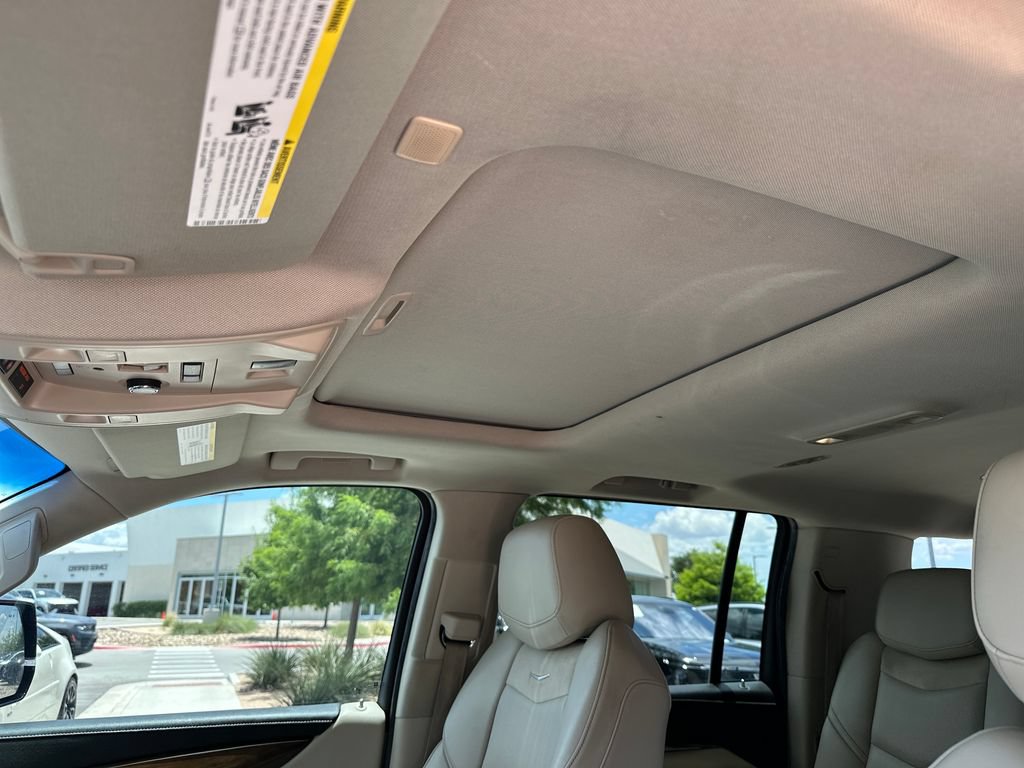Used 2020 Cadillac Escalade ESV Luxury RWD image 30