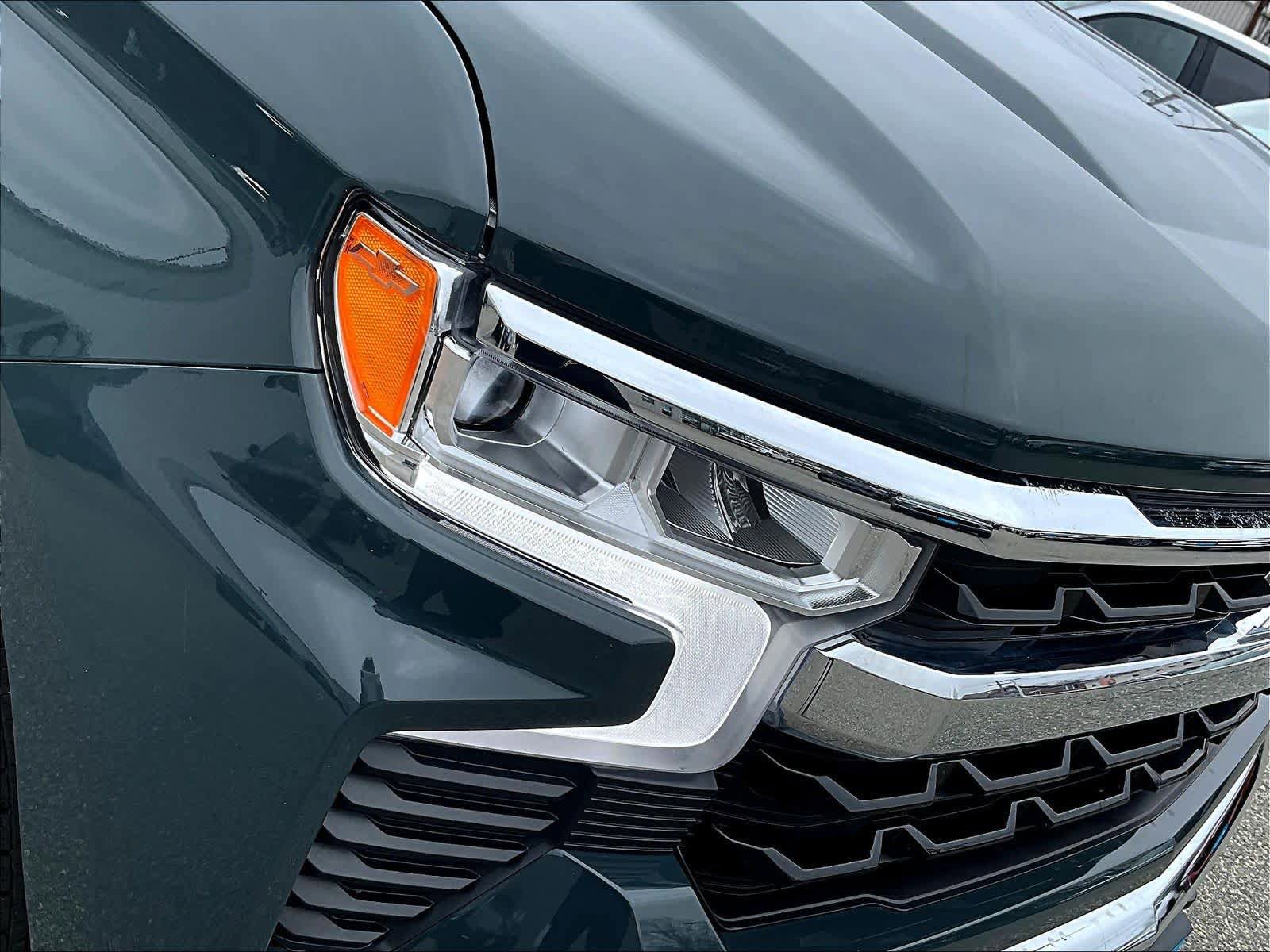 Used 2025 Chevrolet Silverado 1500 LT image 32