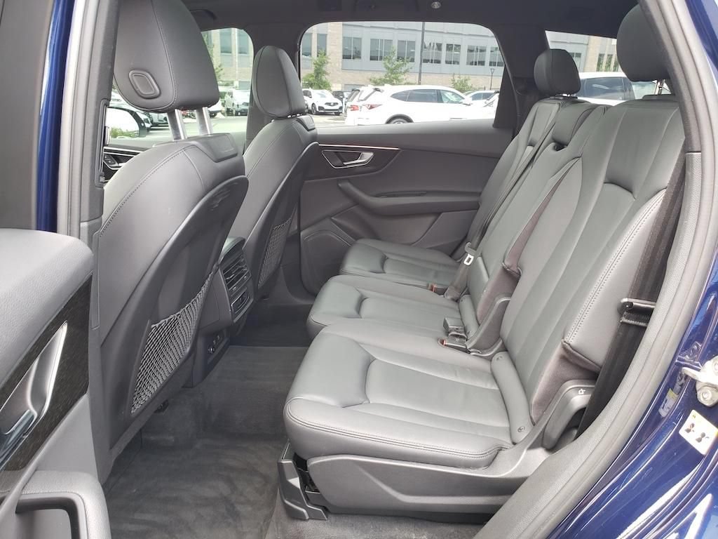 Used 2021 Audi Q7 3.0T Premium AWD/4WD image 30