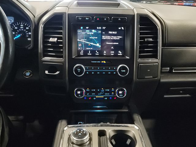 Used 2019 Ford Expedition XLT w/ Equipment Group 202A AWD/4WD image 31