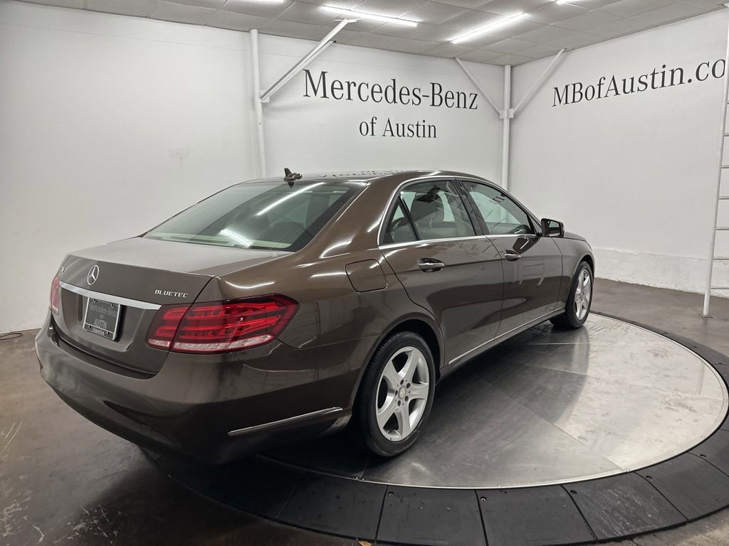 Used 2016 Mercedes-Benz E 250 Sedan image 7