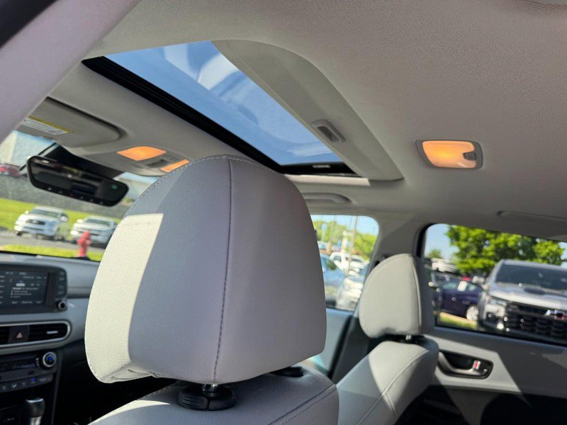 Used 2019 Hyundai Kona Limited image 11