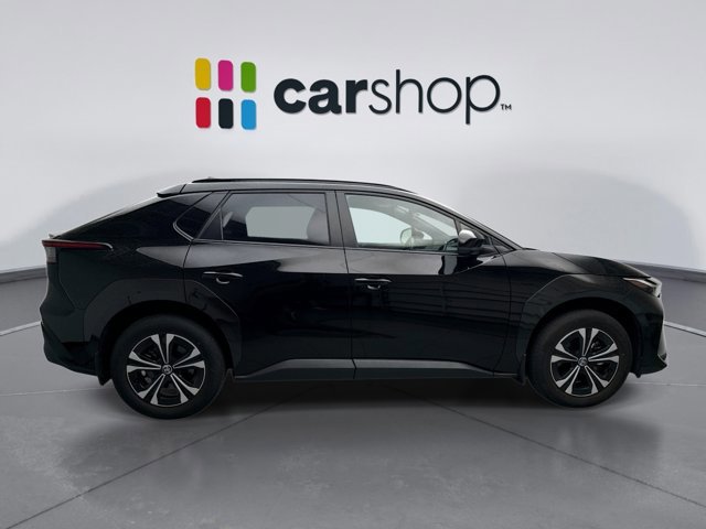 Used 2023 Toyota bZ4X XLE w/ Weather Package AWD/4WD image 6