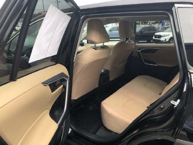 Used 2025 Toyota RAV4 LE FWD image 14