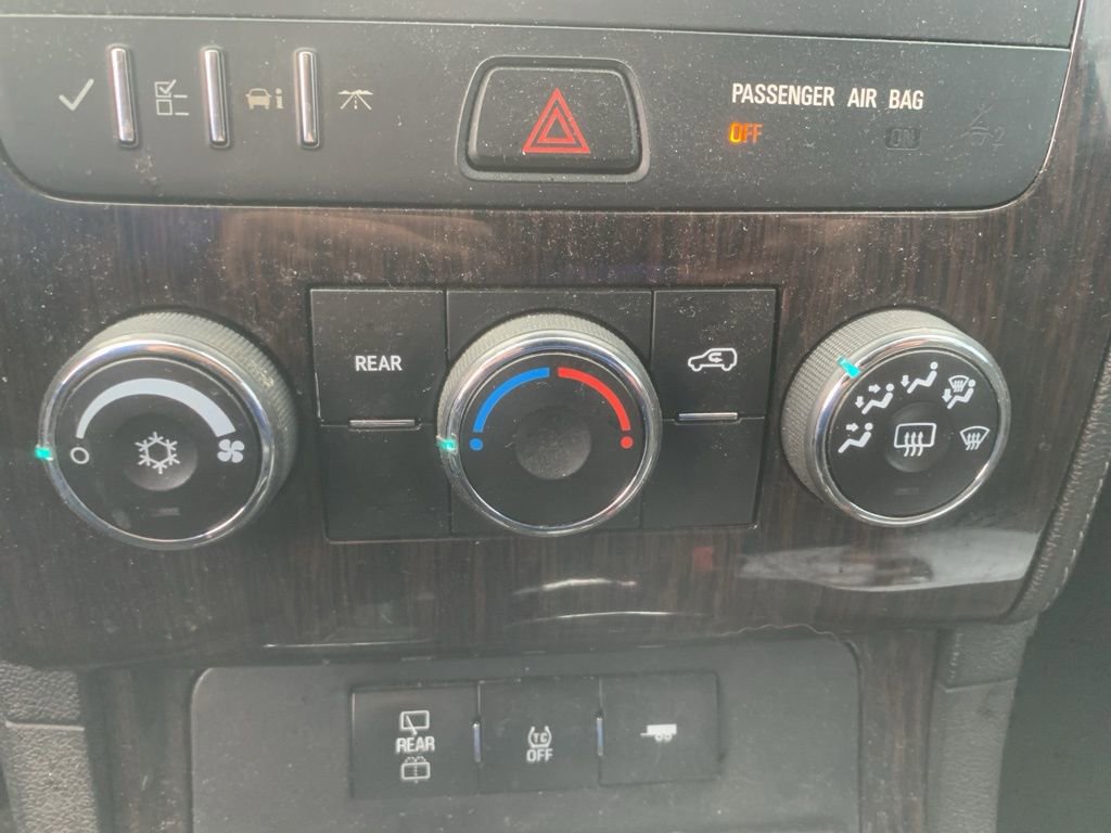 Used 2017 Chevrolet Traverse LT image 17