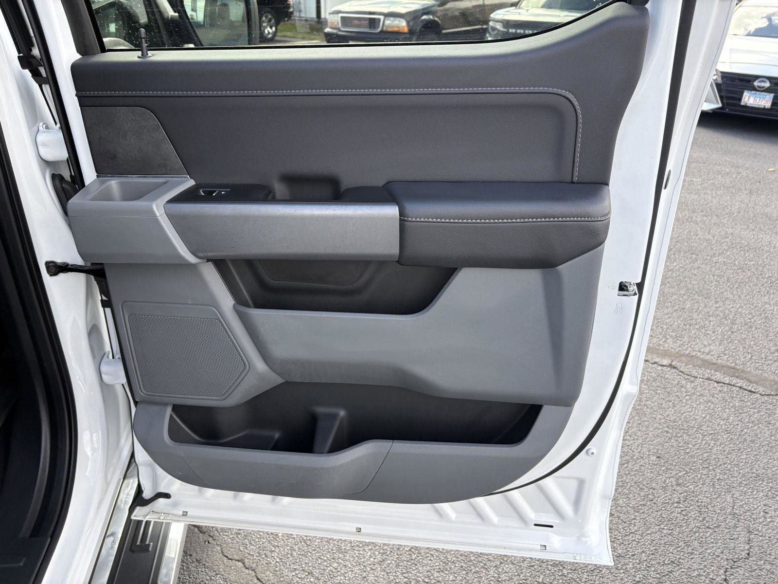 Used 2024 Ford F150 XLT w/ Tow/Haul Package image 15