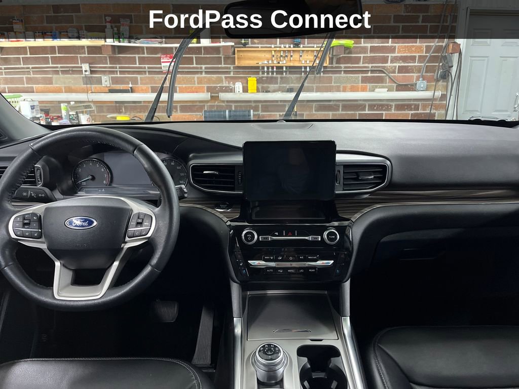 Used 2024 Ford Explorer Limited image 19