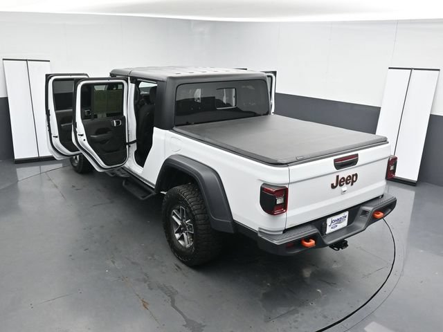 Used 2024 Jeep Gladiator Mojave w/ Technology Group AWD/4WD image 35