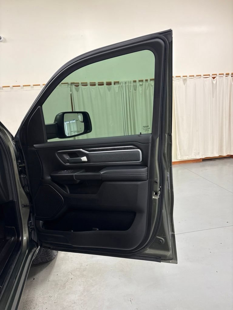 Used 2021 RAM 1500 Big Horn AWD/4WD image 27